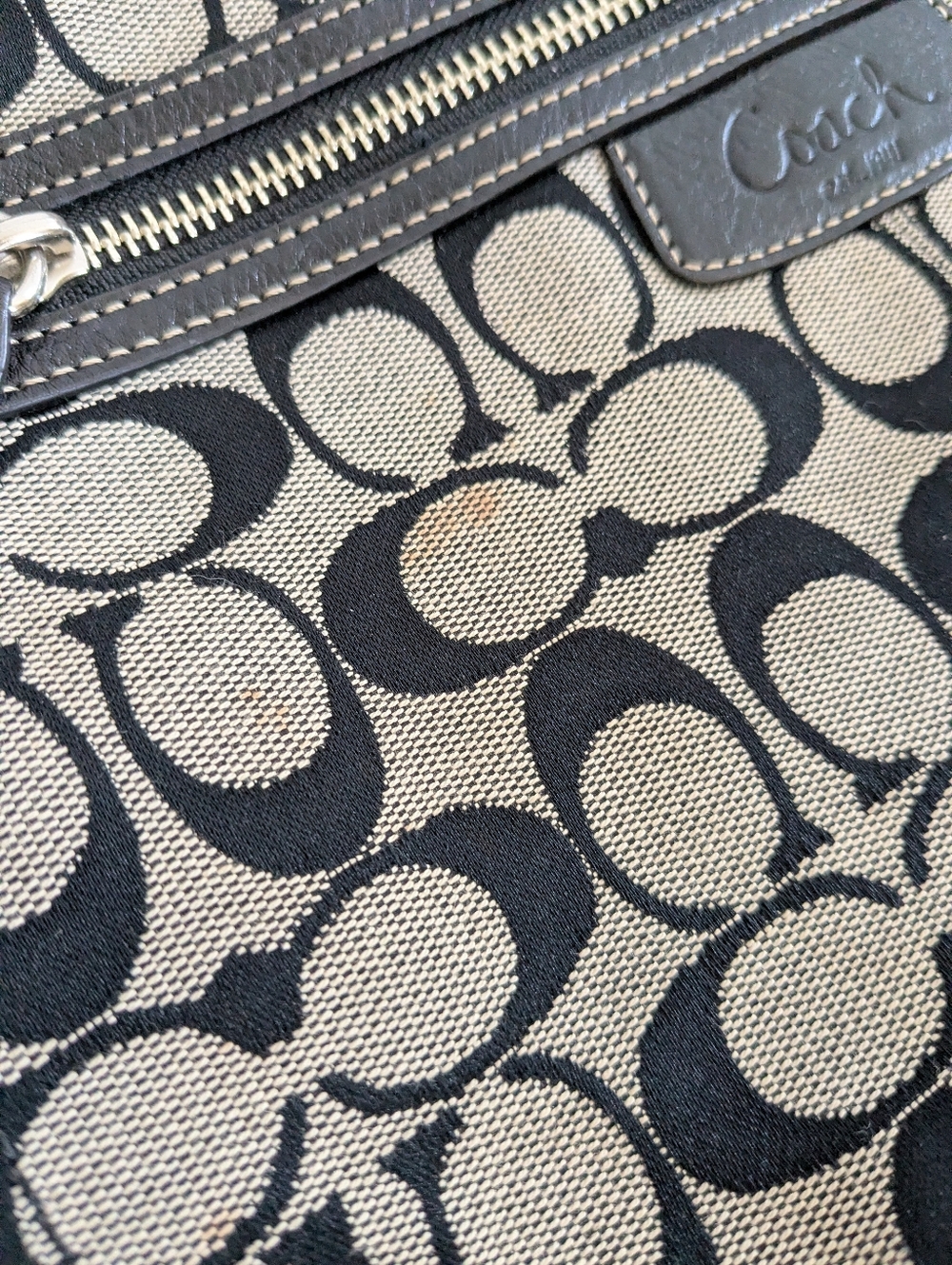 Coach Penelope Signature Logo Canvas Shoulder Bag - Picture 16 of 16